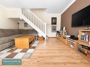 Lounge 2- click for photo gallery